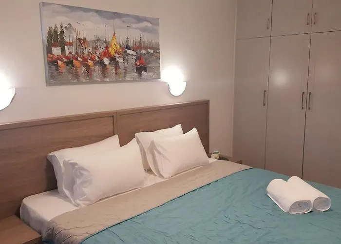Manoli Apartments